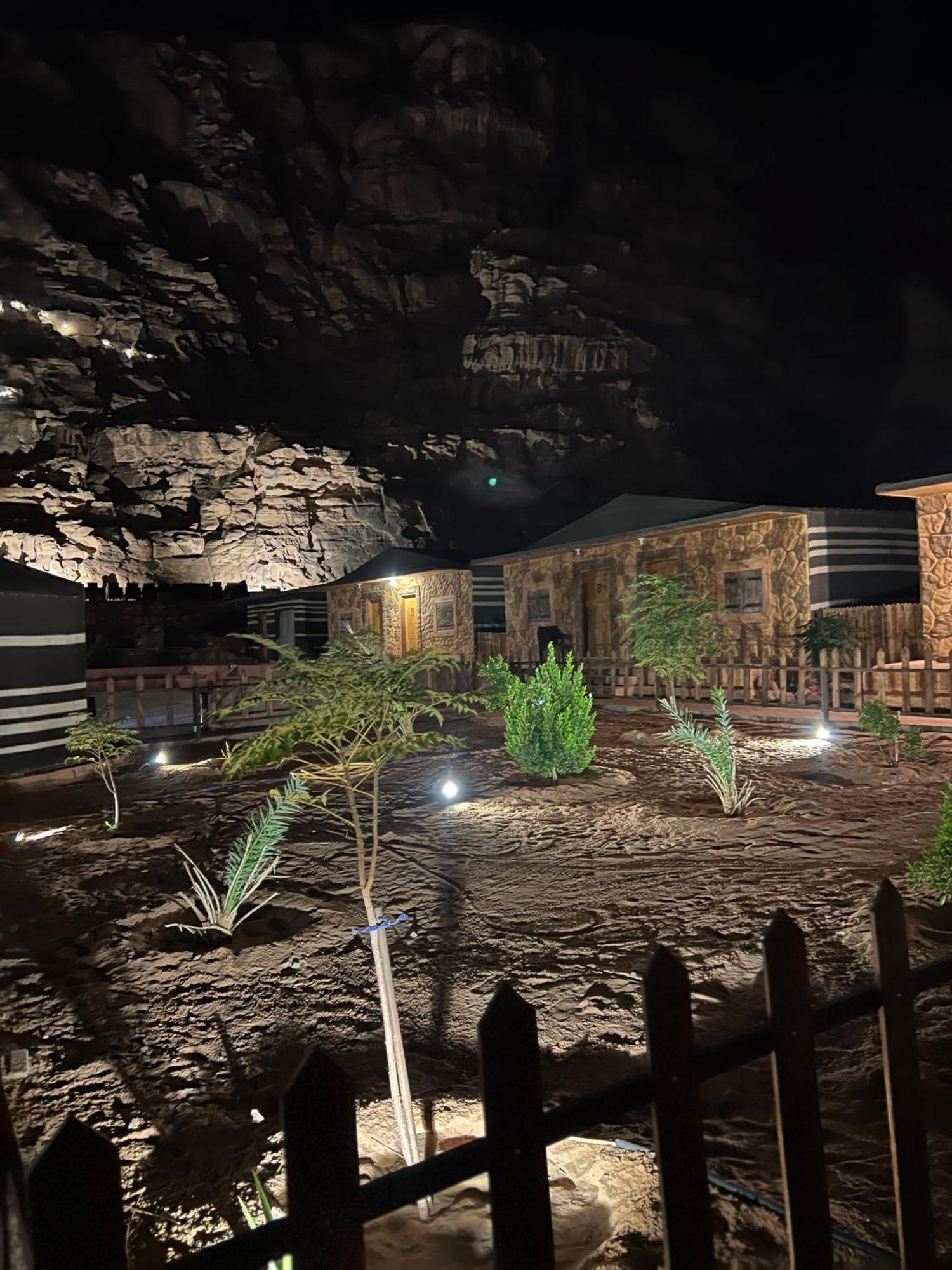 Wadi Rum Sky Camp Dış mekan fotoğraf