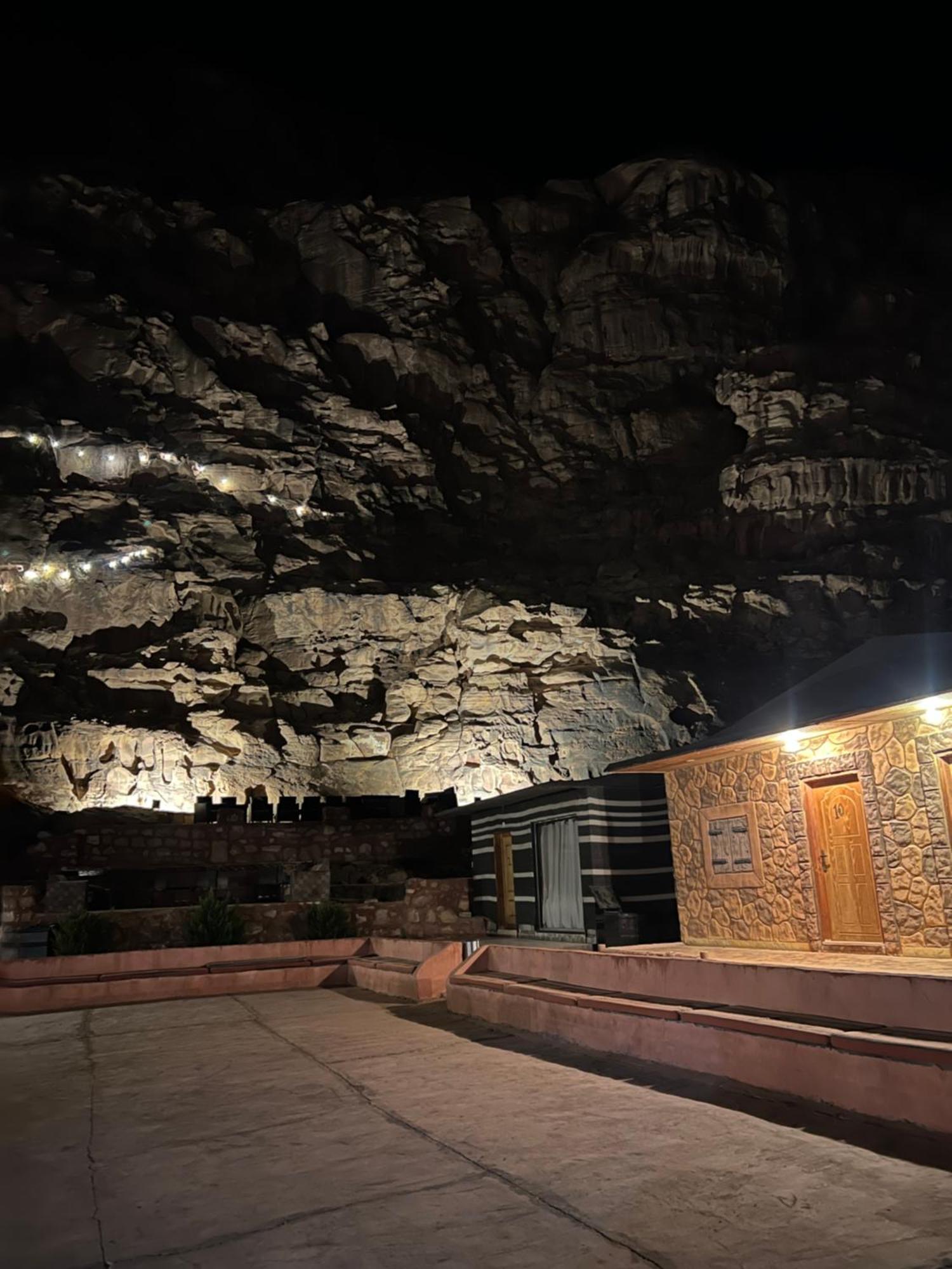 Wadi Rum Sky Camp Dış mekan fotoğraf